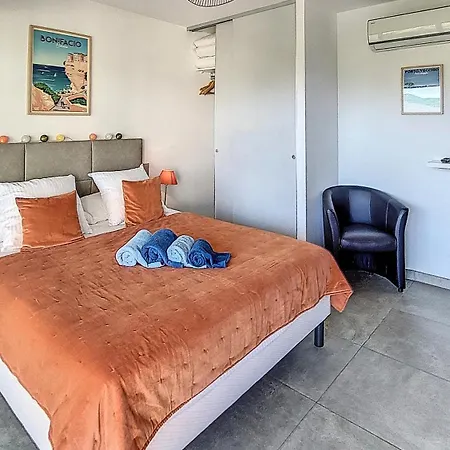 Διαμέρισμα De Standing Avec Piscine Et Terrasse *